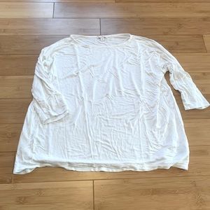 :gap: white boatneck top